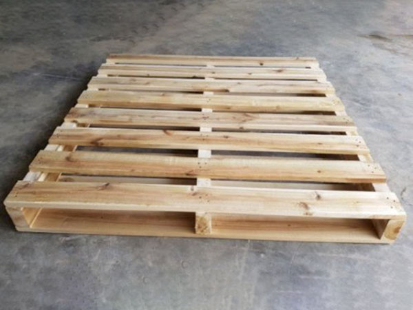 Pallet gỗ cũ